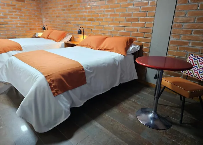 El Chasqui Guest House